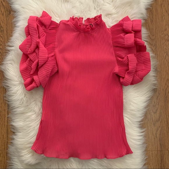 SHEIN Tops - Shein Hot Pink textured fabric casual Short puff Sleeve Size XS